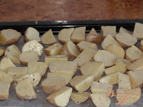 Запеченный картофель со специями Запеченный картофель со специями