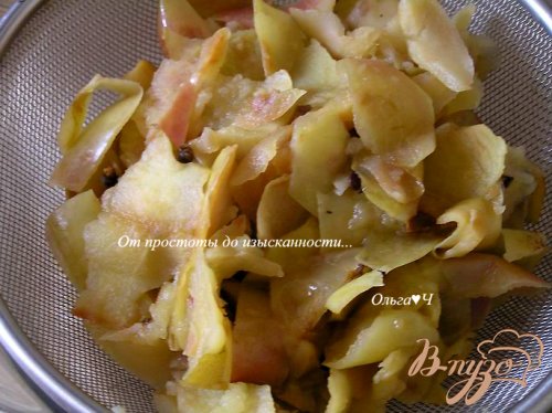 Яблочный джем с мятным сиропом (в мультиварке) Яблочный джем с мятным сиропом (в мультиварке)