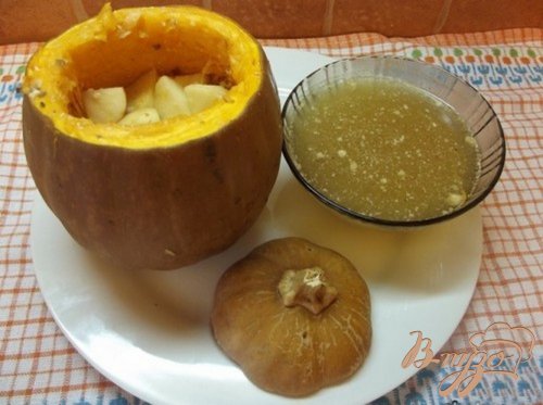 Тыква запеченная с сухофруктами и орехами Тыква запеченная с сухофруктами и орехами