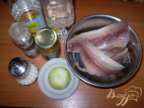 Селедка под луком и горчицей Селедка под луком и горчицей