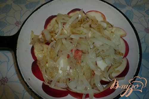 Свинина запеченная с яблоками и сыром Свинина запеченная с яблоками и сыром