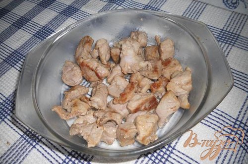 Мясо под шубкой из овощей и сыра Мясо под шубкой из овощей и сыра