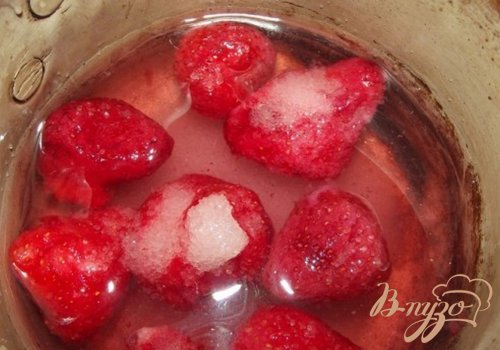 Говядина под клубничным соусом Говядина под клубничным соусом