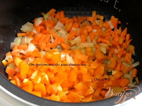 Чечевица с овощами в томатном соусе (в мультиварке) Чечевица с овощами в томатном соусе (в мультиварке)