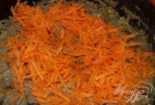 Тушеная капуста с грецкими орехами Тушеная капуста с грецкими орехами
