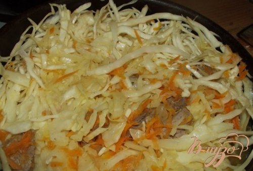 Тушеная капуста с грецкими орехами Тушеная капуста с грецкими орехами