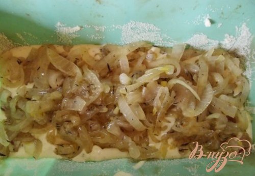Сочный луковый пирог Сочный луковый пирог