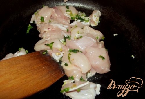 Макароны с фасолью, мясом и зеленью Макароны с фасолью, мясом и зеленью