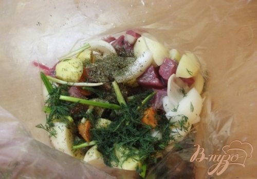 Зпеченные овощи с мясом в виноградном соке Зпеченные овощи с мясом в виноградном соке