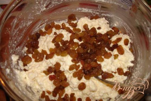 Манные сырники с изюмом Манные сырники с изюмом