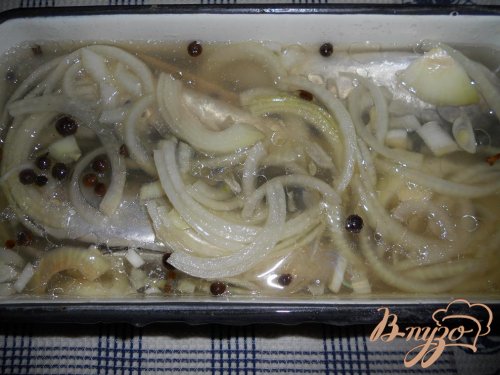 Скумбрия маринованная по-домашнему Скумбрия маринованная по-домашнему
