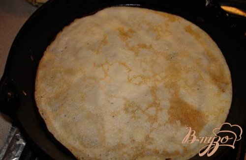 Микояновские блинчики с творогом и клюквенным соусом Микояновские блинчики с творогом и клюквенным соусом
