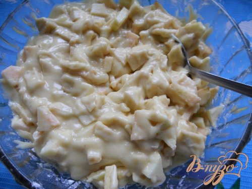Яблочно-лимонная шарлотка Яблочно-лимонная шарлотка