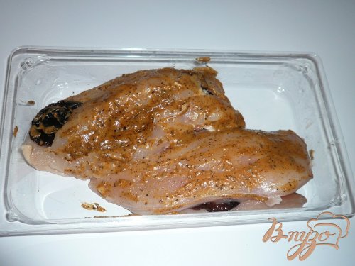 Куриная грудка с черносливом Куриная грудка с черносливом