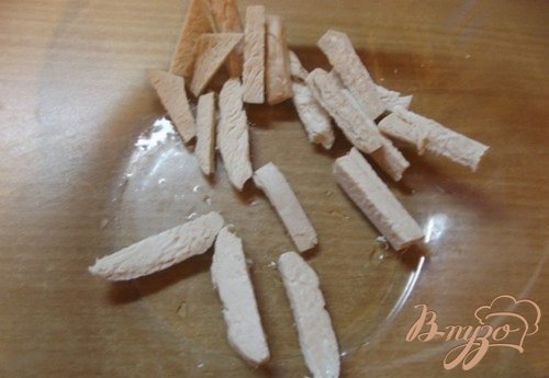 Салат из птицы с черносливом Салат из птицы с черносливом