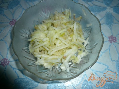 Мини-пирожки из рисовой бумаги с яблочной начинкой Мини-пирожки из рисовой бумаги с яблочной начинкой