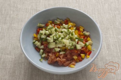 Салат с рыбой и овощами. Салат с рыбой и овощами.
