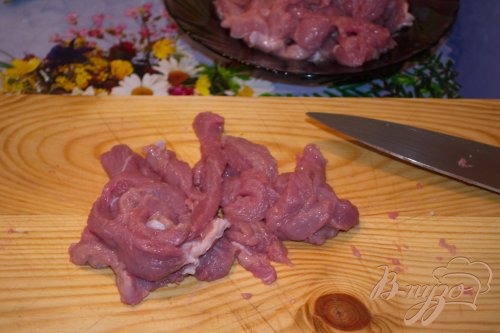 Мясо тушеное в томате с фасолью Мясо тушеное в томате с фасолью