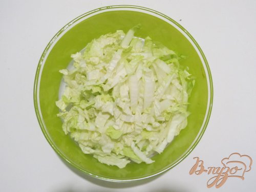 Салат из пекинской капусты и киви Салат из пекинской капусты и киви