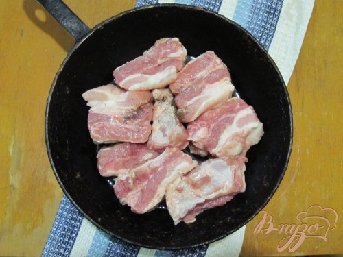 Тушеная картошка с ребрышками Тушеная картошка с ребрышками