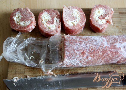 Мясной рулет с сыром Мясной рулет с сыром