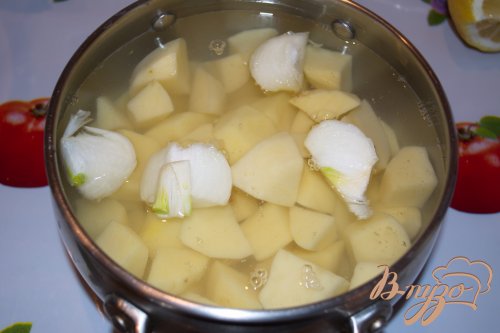 Вареники с укропом и картофелем Вареники с укропом и картофелем