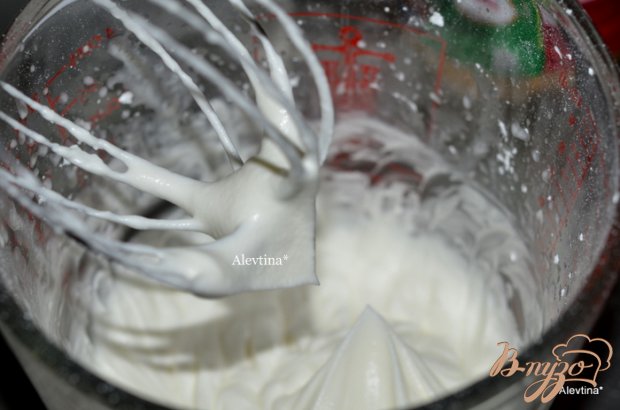 Шоколадный рулет с арахисовой начинкой Шоколадный рулет с арахисовой начинкой