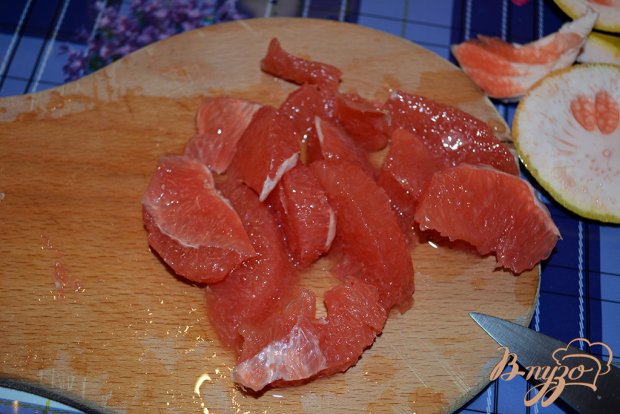 Зимний салат с квашеной капустой Зимний салат с квашеной капустой