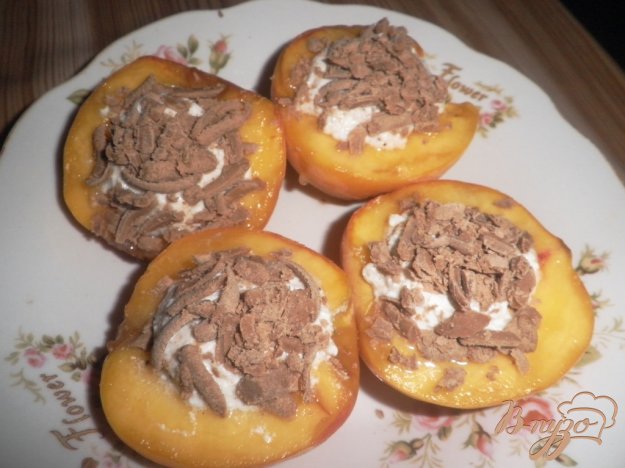десерт персикове насолоду з сиром і шоколадом. як приготувати з фото