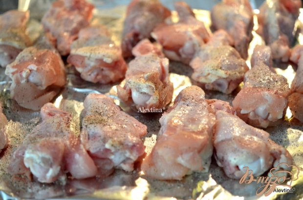 Куриные крылышки с коричневым маслом и медом Куриные крылышки с коричневым маслом и медом