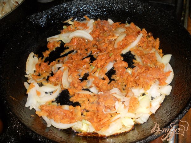 Капуста тушеная с рисом и морковью Капуста тушеная с рисом и морковью