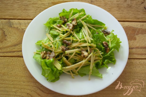 Сочный салат с голубым сыром и курицей Сочный салат с голубым сыром и курицей