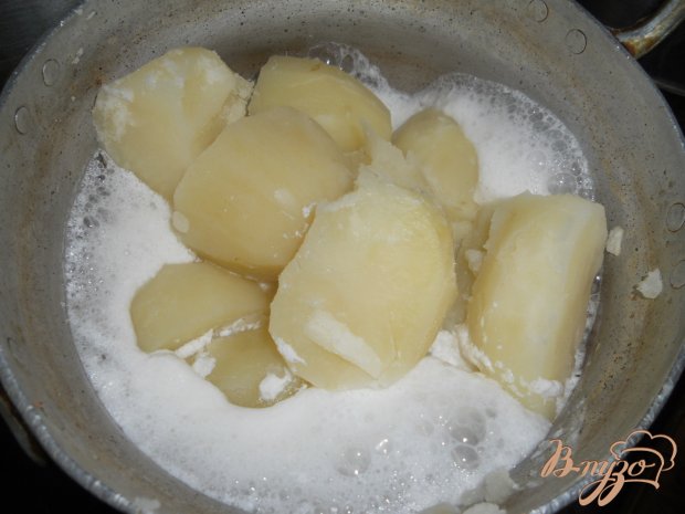 Картофельное пюре с зеленым горошком Картофельное пюре с зеленым горошком
