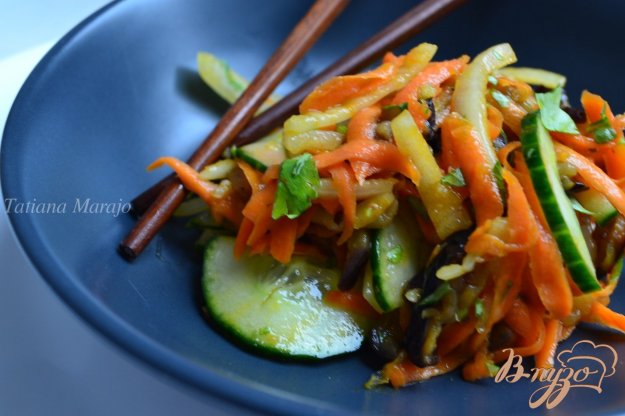 салат з морквою і баклажанами. як приготувати з фото