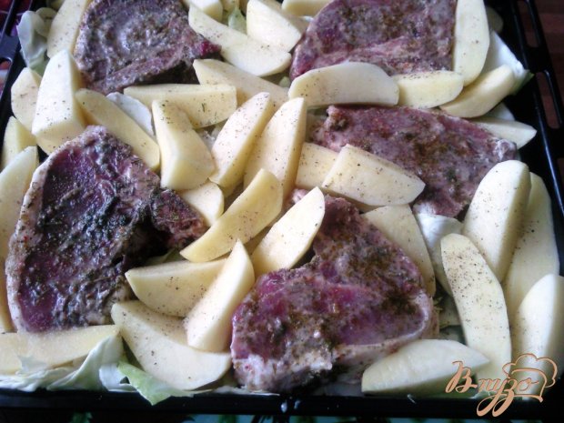 Свинина с картофелем в духовке Свинина с картофелем в духовке