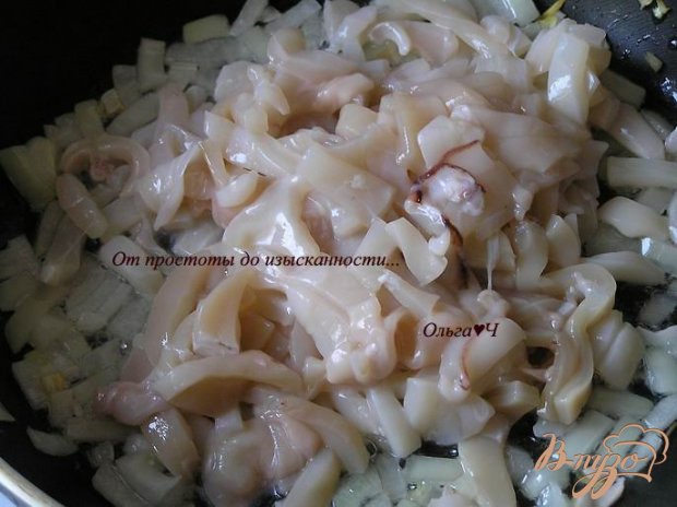 Роллы с кальмарами и огурцом Роллы с кальмарами и огурцом