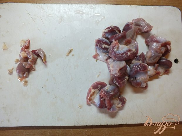 Гречка с томатами и куриными желудками Гречка с томатами и куриными желудками
