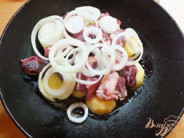 Картофель с говядиной в духовке Картофель с говядиной в духовке