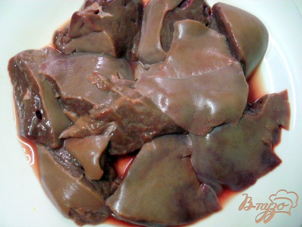 Пирожки с луком и яйцом и с начинкой из печени Пирожки с луком и яйцом и с начинкой из печени