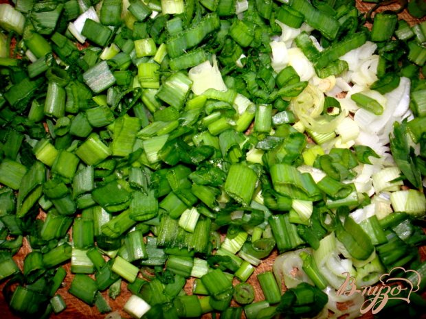 Пирожки с луком и яйцом и с начинкой из печени Пирожки с луком и яйцом и с начинкой из печени
