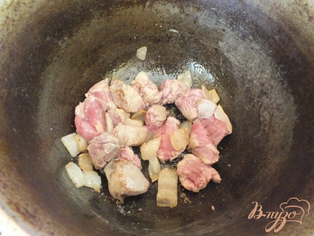 Тушеная капуста с говядиной, розмарином и шафраном Тушеная капуста с говядиной, розмарином и шафраном
