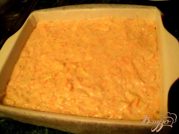 Морковный пряный пирог с фруктами Морковный пряный пирог с фруктами
