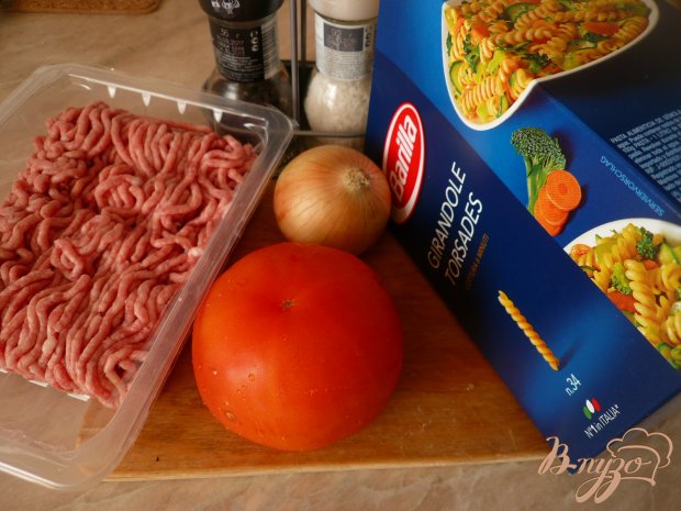 Макароны с мясным соусом Макароны с мясным соусом
