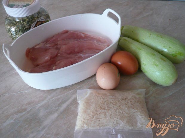 Куриная запеканка с рисом и кабачками Куриная запеканка с рисом и кабачками