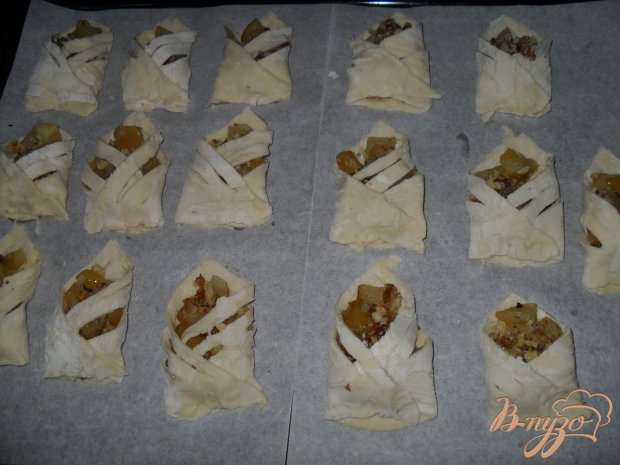 Слойки с яблоками Слойки с яблоками