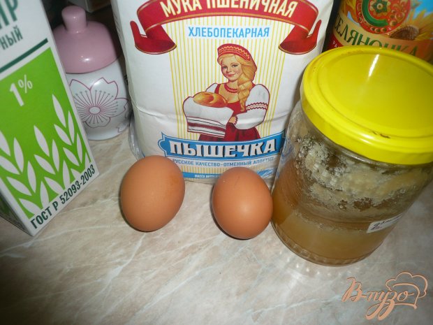 Кефирные блинчики с медом Кефирные блинчики с медом