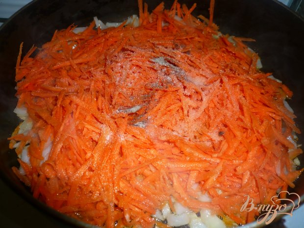 Перловая каша с луком и морковью Перловая каша с луком и морковью
