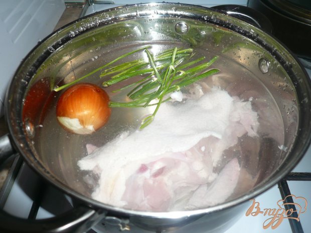 Щи на курином бульоне с луком пореем Щи на курином бульоне с луком пореем