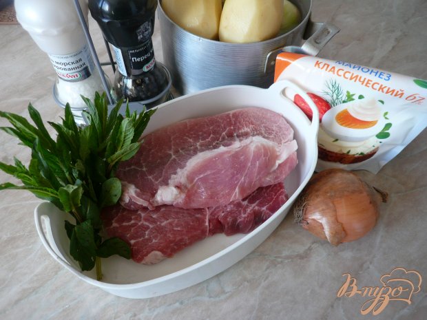 Свинина запеченная с картофелем Свинина запеченная с картофелем