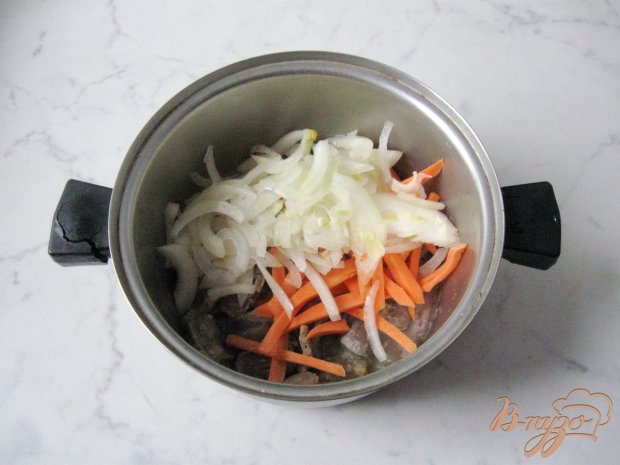 Гречневая каша с куриными желудками Гречневая каша с куриными желудками